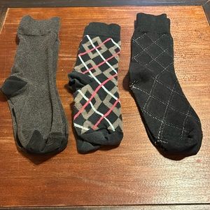 Three pairs assorted dress socks